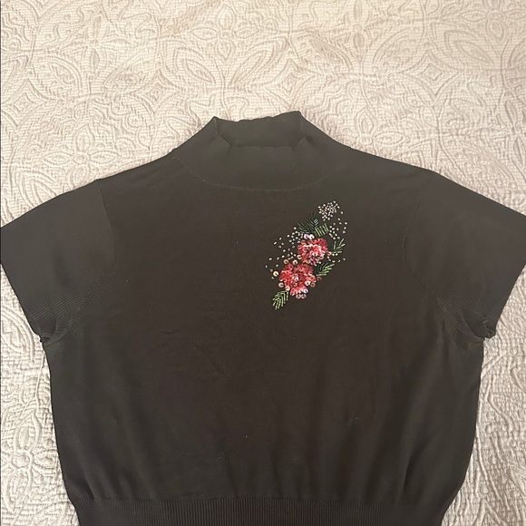 BETSEY JOHNSON top. - Picture 2 of 5